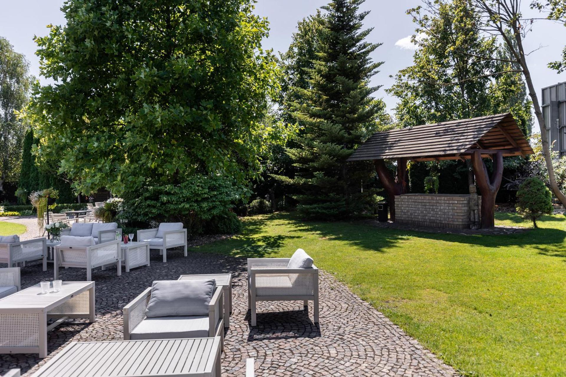 Hotel Podlasie Белосток Экстерьер фото