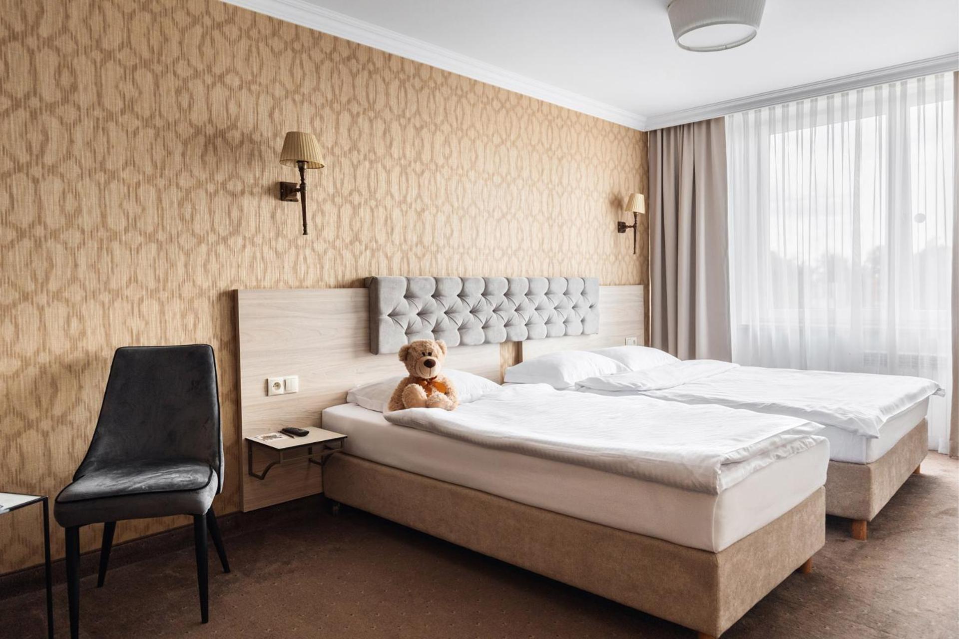 Hotel Podlasie Белосток Экстерьер фото