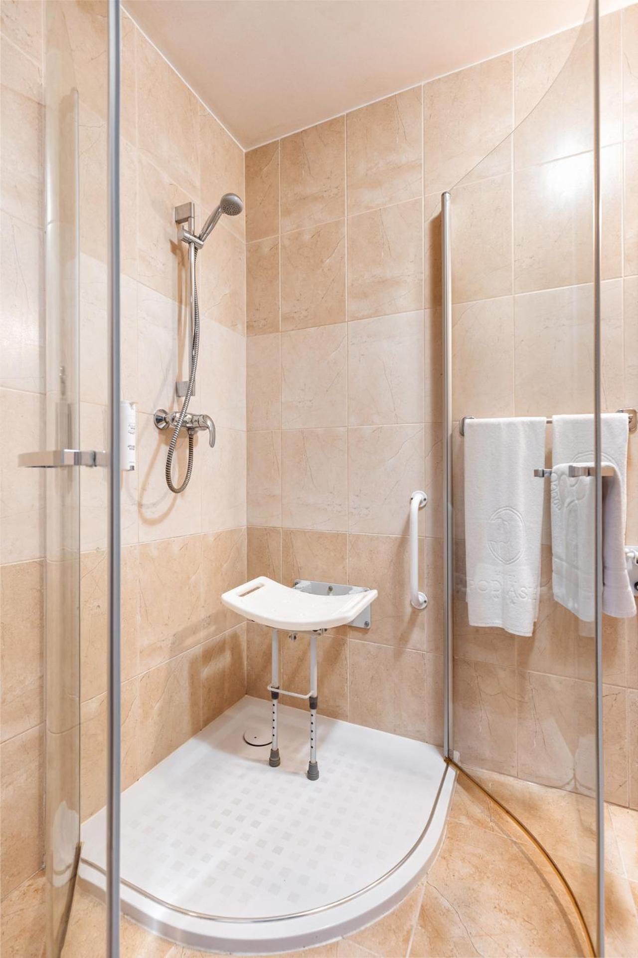 Hotel Podlasie Белосток Экстерьер фото